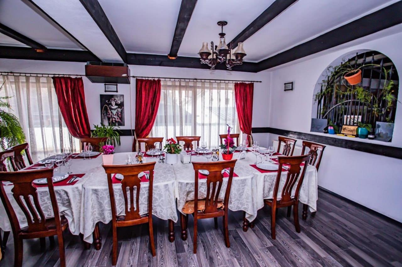 מלון סוצ'ביטה Casa Octavian מראה חיצוני תמונה